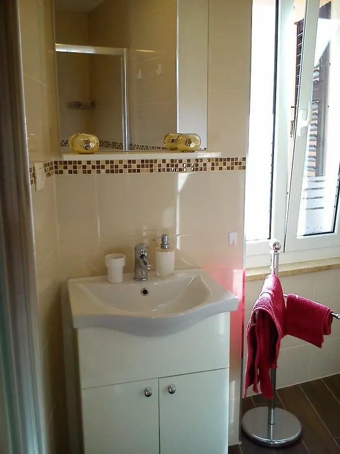 Apartment Oaza Rovinj 0*,  Croatia